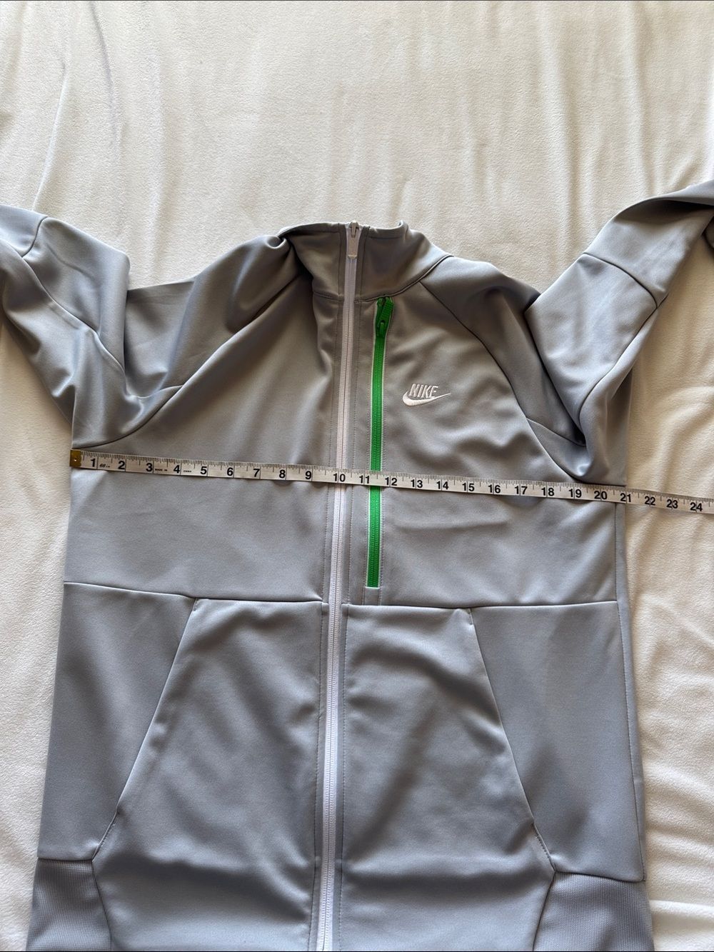 Nike jacket - Picture 7 of 8